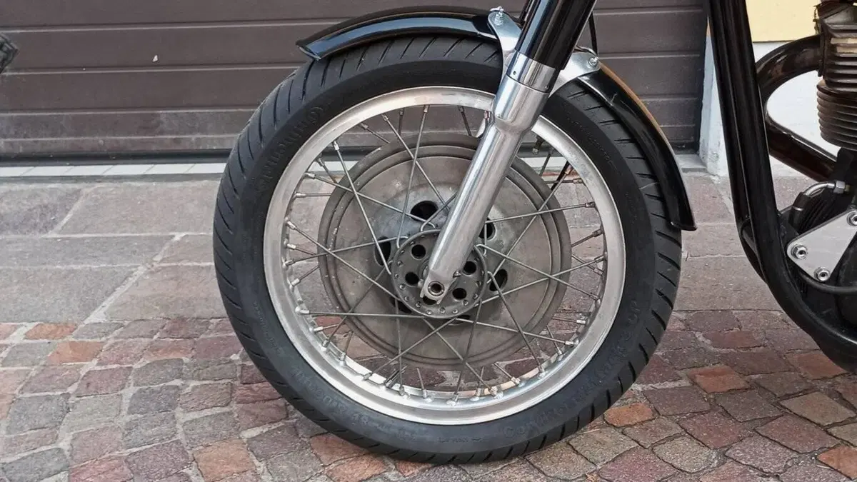 Norton   (12)