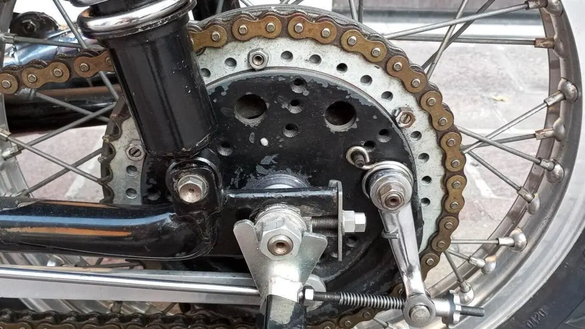 Norton   (16)