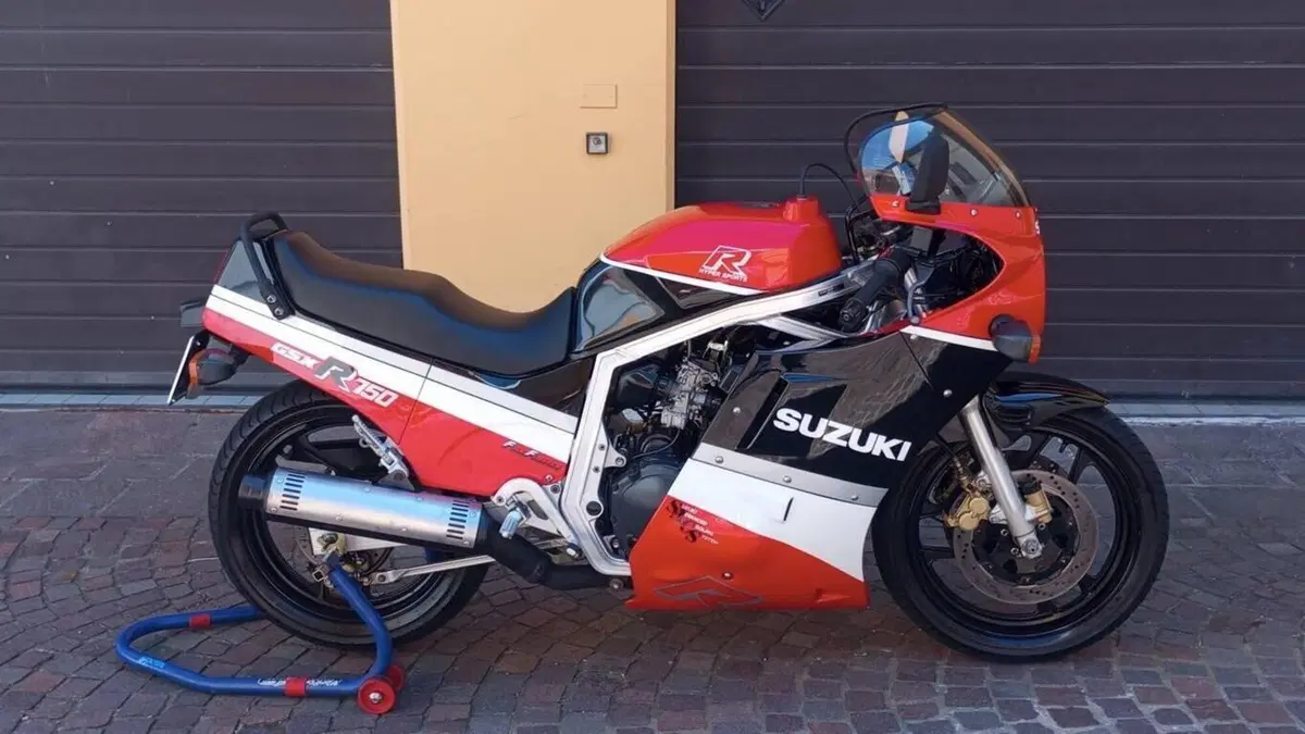 Suzuki  