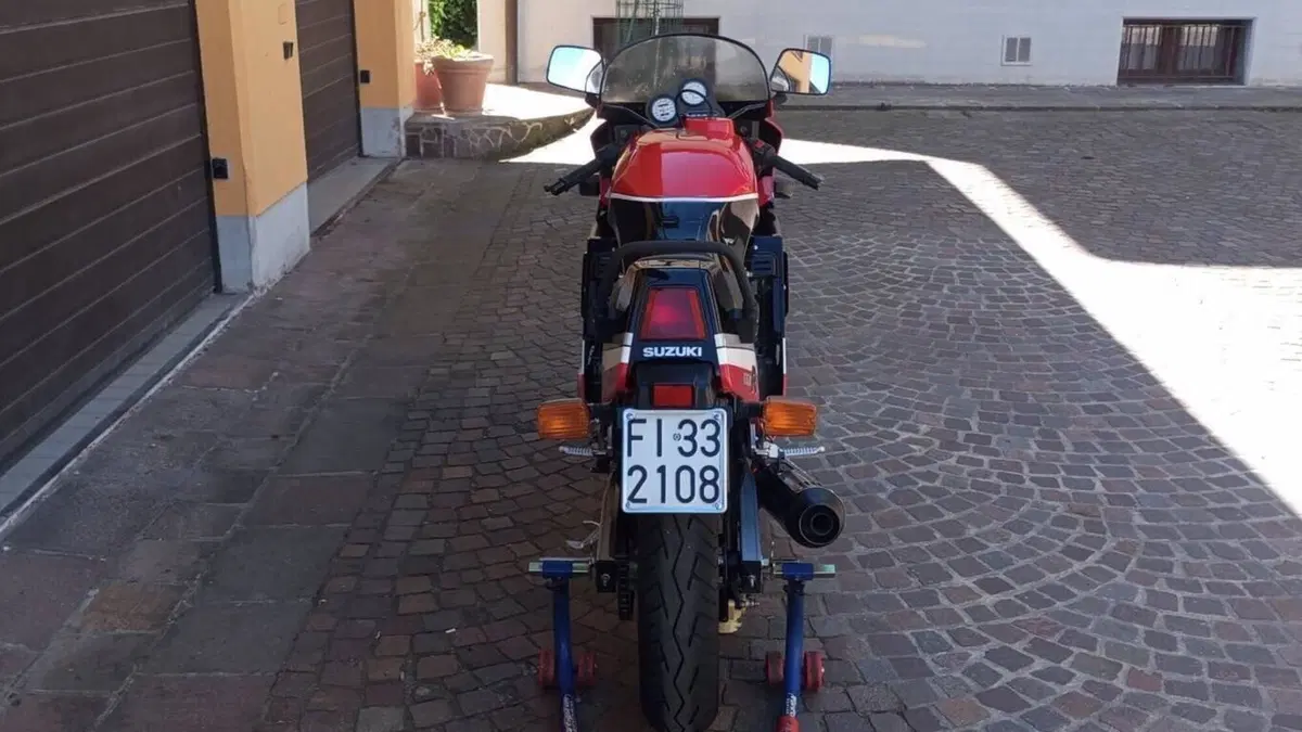 Suzuki   (20)