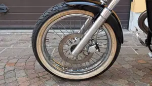 Suzuki   (11)