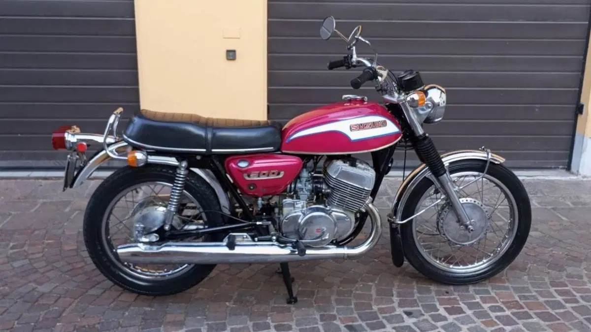 Suzuki  