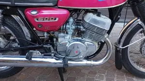 Suzuki   (3)