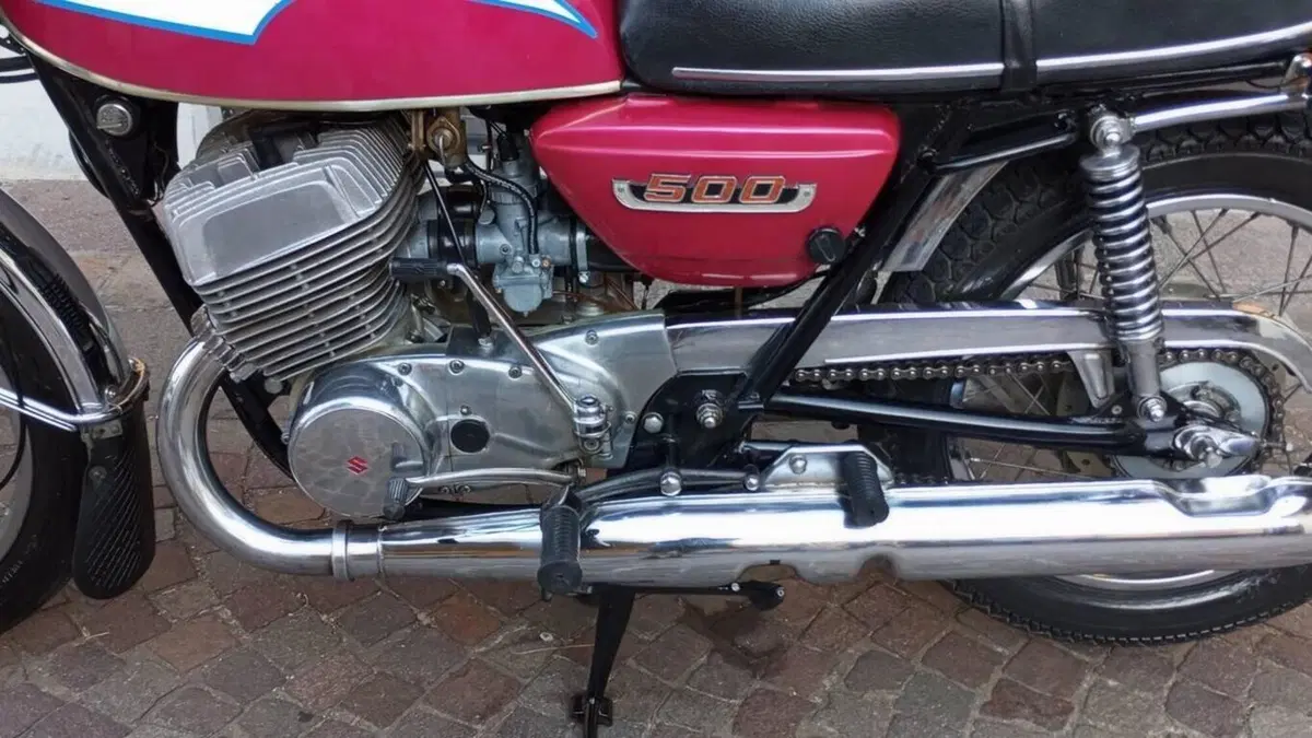 Suzuki   (11)
