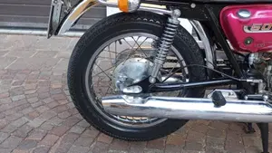 Suzuki   (15)