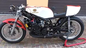 Yamaha   (2)