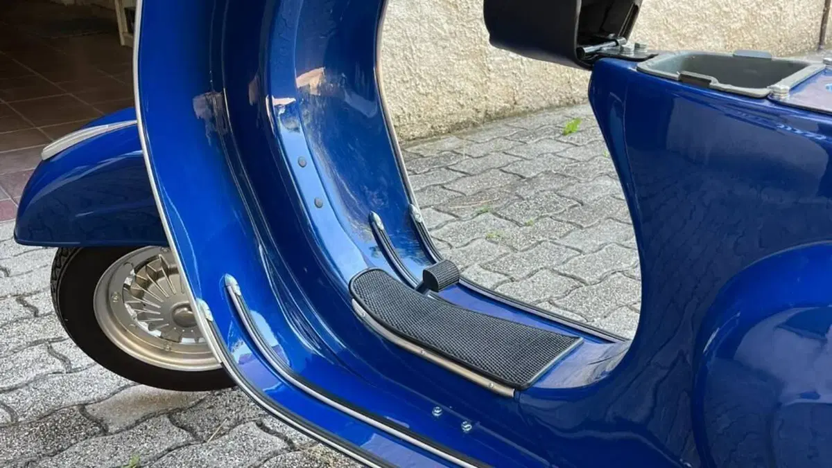 Piaggio   (12)