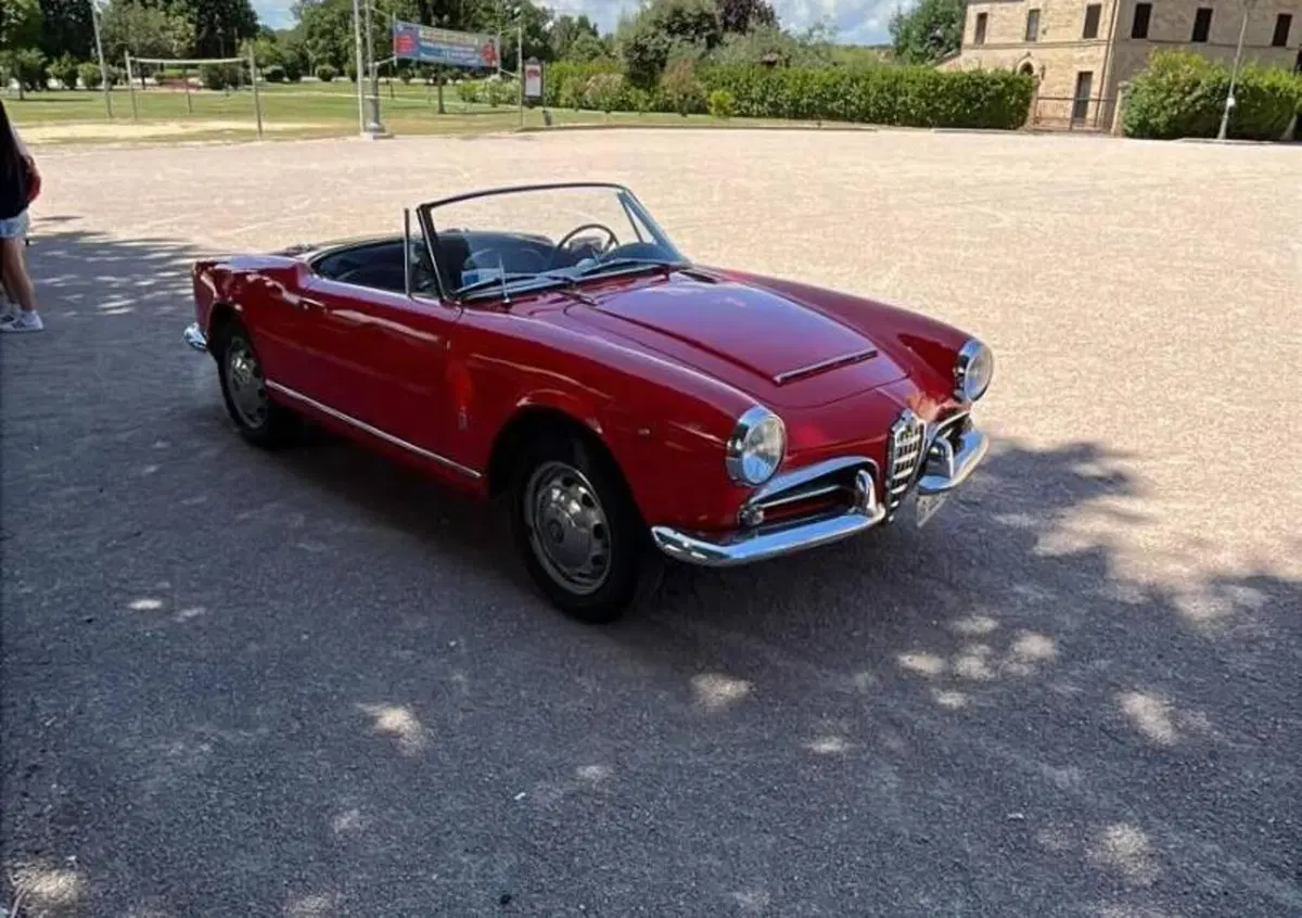 Alfa Romeo Giulia spider 1.600  (5)