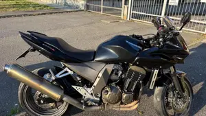 Kawasaki Z 750 S  (4)