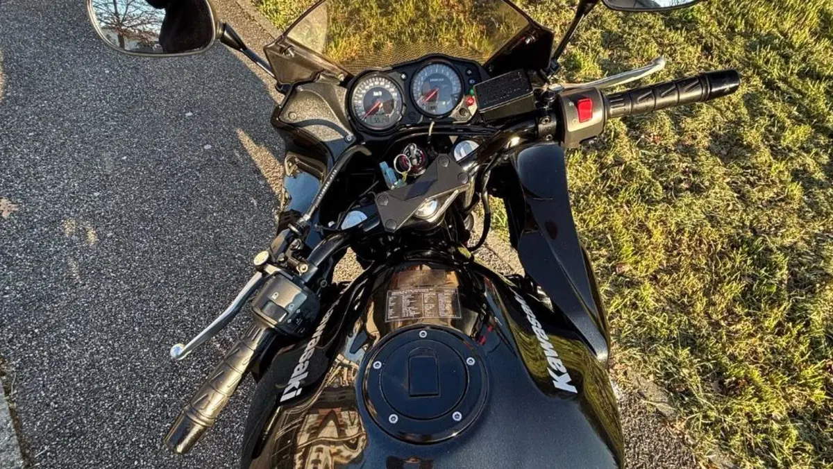 Kawasaki Z 750 S  (5)