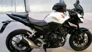 Honda CB 500 Hornet (2024 - 25)  (2)