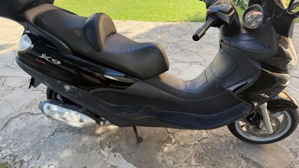 Piaggio X9 250 Evolution  (3)