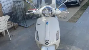 Vespa Primavera 125 (2024 - 25) 