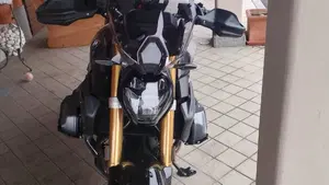 Bmw R 1250 R (2021 - 25)  (3)
