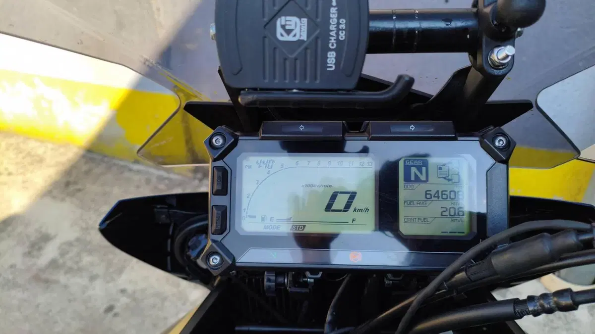 Yamaha Tracer 900 ABS (2015 - 16)  (4)