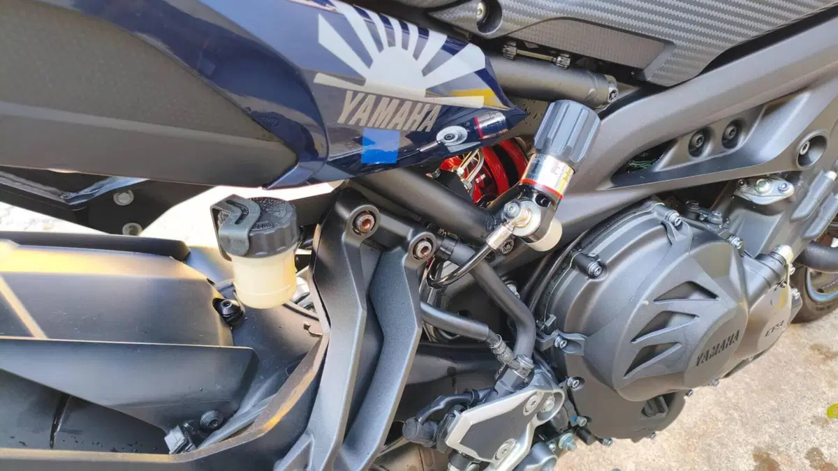 Yamaha Tracer 900 ABS (2015 - 16)  (5)