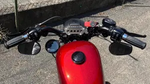 Harley-Davidson 883 Iron (2012 - 14) - XL 883N  (5)