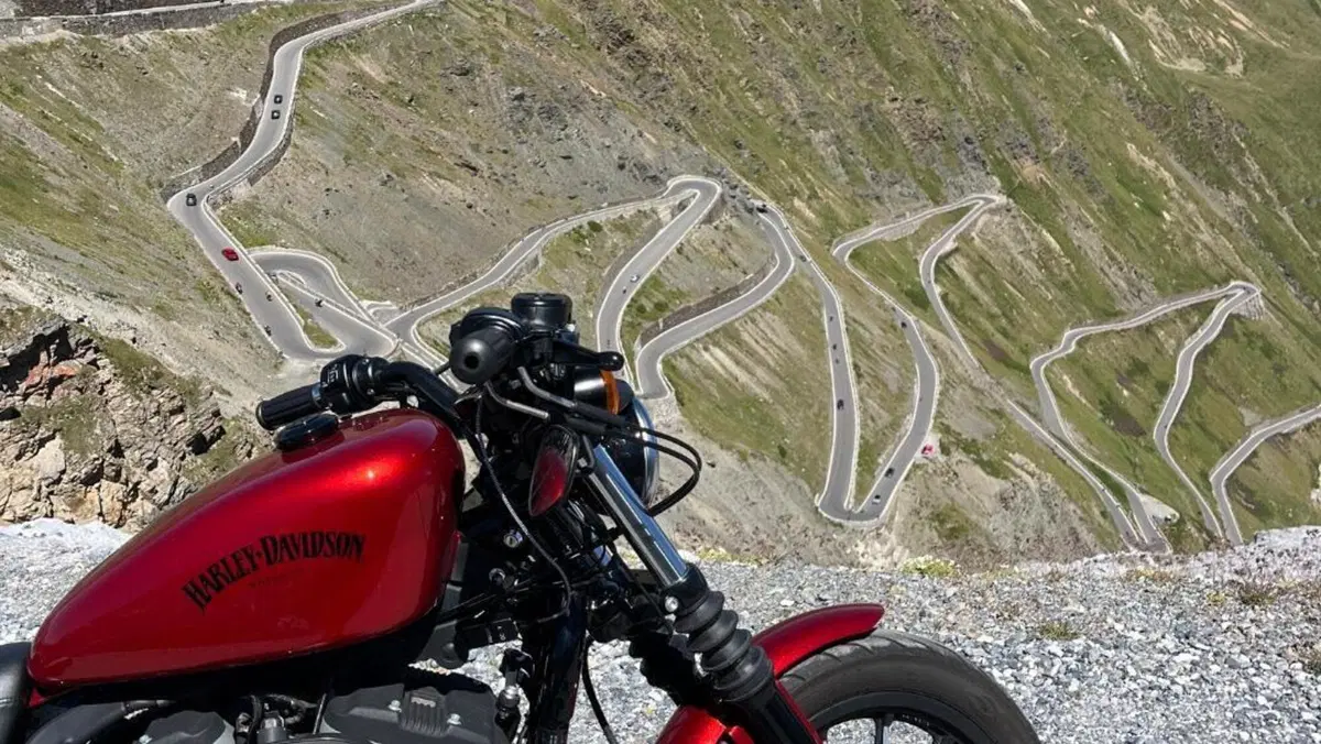 Harley-Davidson 883 Iron (2012 - 14) - XL 883N 