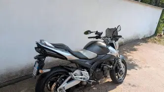 Suzuki GSR 600 (2006 - 11) usata
