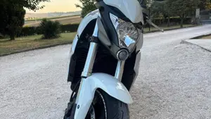 Honda CB 1000 R (2008 - 10)  (2)