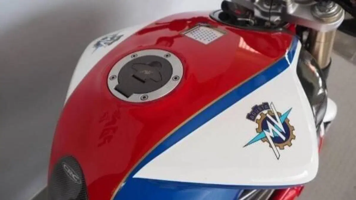 MV Agusta Brutale 750 America (2004 - 06)  (3)
