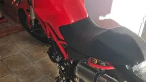 Ducati Monster 695 (2006 - 08)  (3)