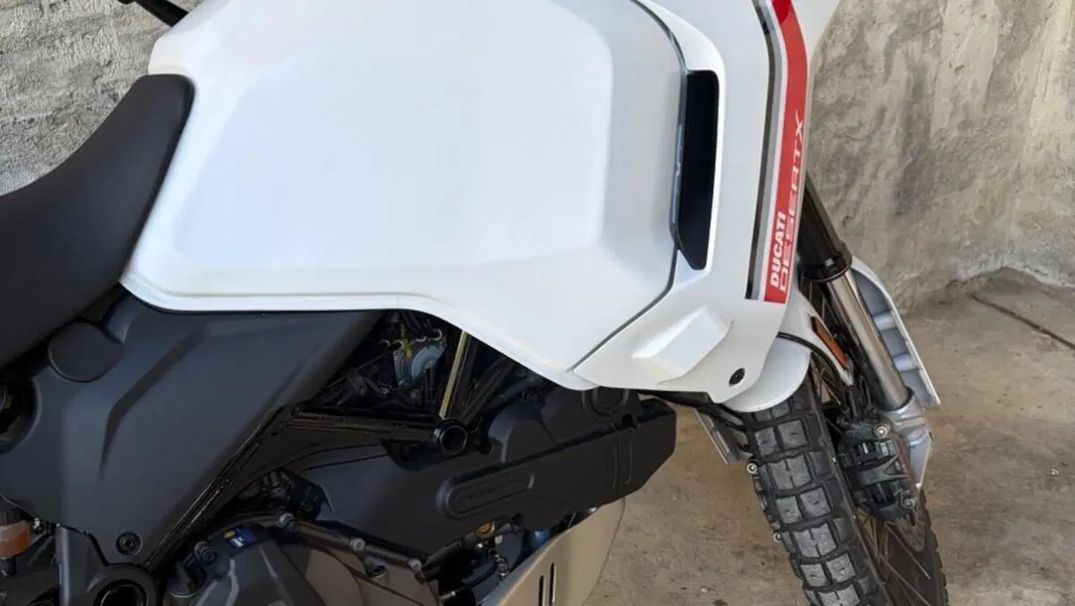 Ducati DesertX (2022 - 25)  (6)