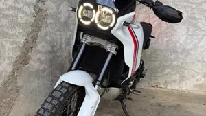 Ducati DesertX (2022 - 25)  (3)