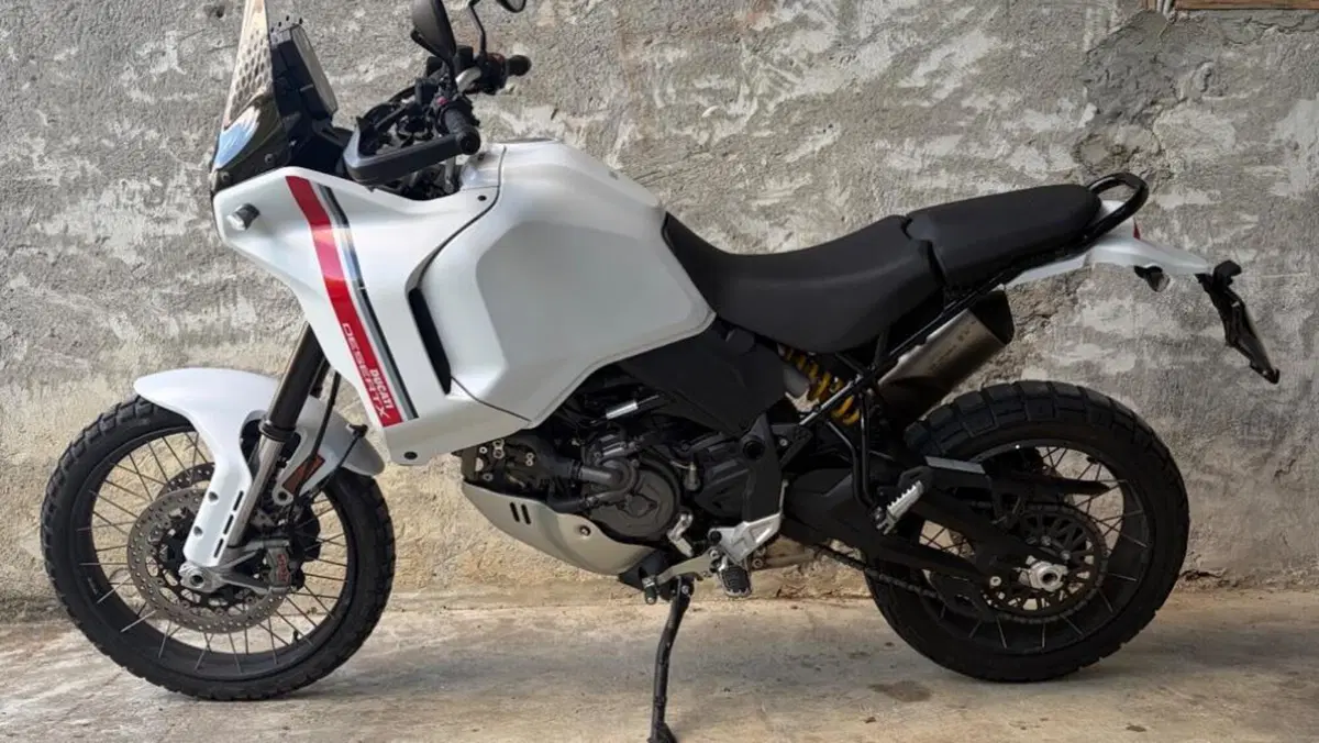 Ducati DesertX (2022 - 25)  (2)