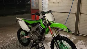 Kawasaki KX450F (2013)  (3)