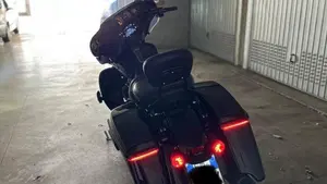 Harley-Davidson 114 Street Glide Special (2019 - 20) - FLHXS  (3)