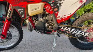 GASGAS EC 250 (2024)  (8)