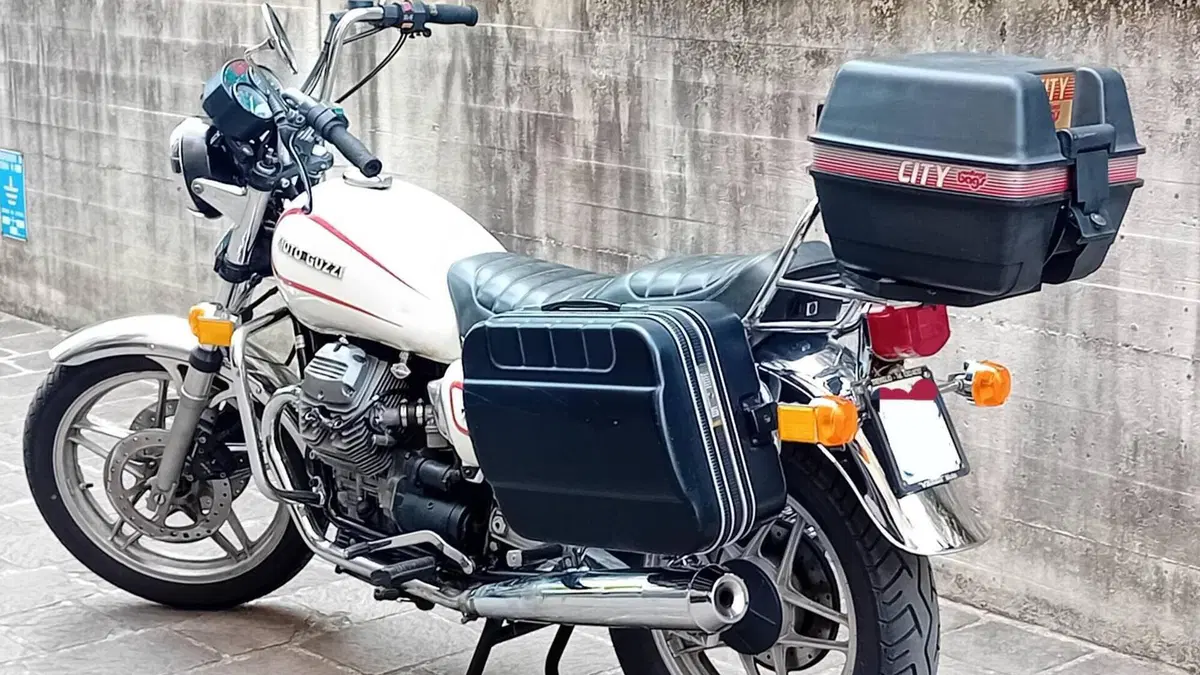 Moto Guzzi   (3)