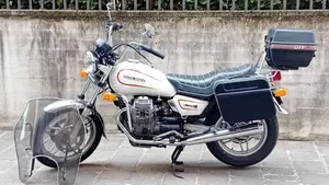 Moto Guzzi   (4)