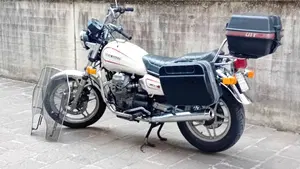Moto Guzzi   (6)