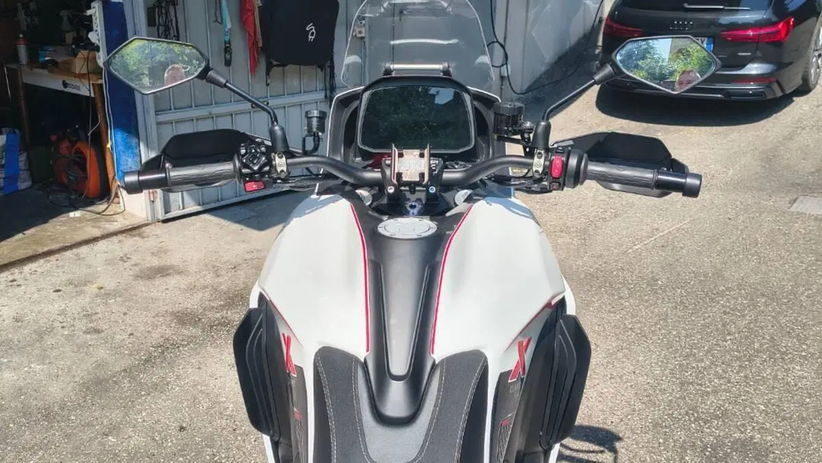 Moto Morini X-Cape 1200 (2026)  (4)
