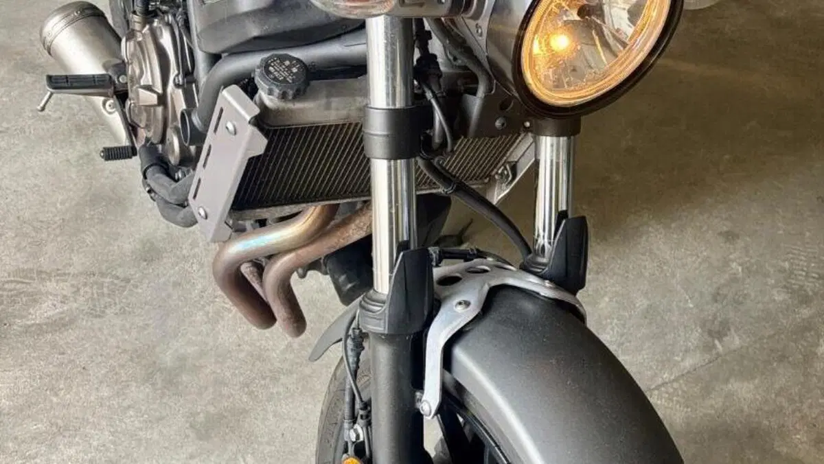 Yamaha XSR 700 ABS (2016 - 20)  (6)
