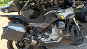 Moto Guzzi Stelvio (2024 - 26)  (6)