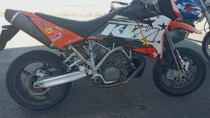 KTM 950 Supermoto (2006 - 08)  (3)