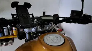 Honda NX 650 Dominator (1996 - 02)  (2)