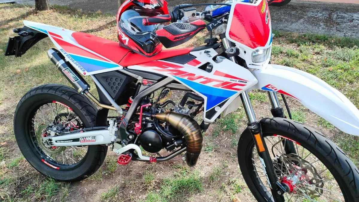 Fantic Motor Enduro 50 E Performance 2t (2019)  (3)