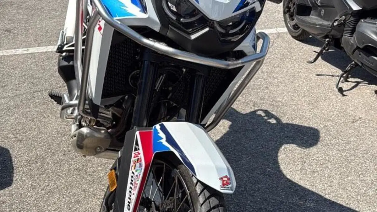 Honda Africa Twin CRF 1100L ES (2024 - 26)  (4)