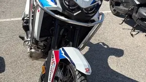 Honda Africa Twin CRF 1100L ES (2024 - 26)  (4)