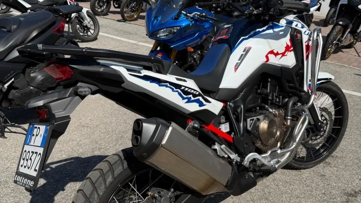 Honda Africa Twin CRF 1100L ES (2024 - 26)  (5)