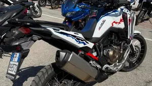 Honda Africa Twin CRF 1100L ES (2024 - 26)  (5)