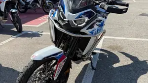 Honda Africa Twin CRF 1100L ES (2024 - 26)  (6)