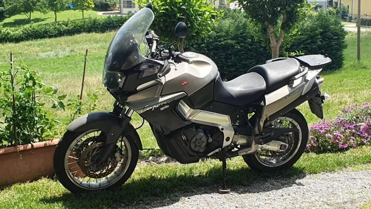 Aprilia Caponord ETV 1000 (2001 - 04) 