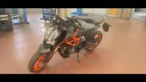 KTM 125 Duke (2021 - 23)  (3)