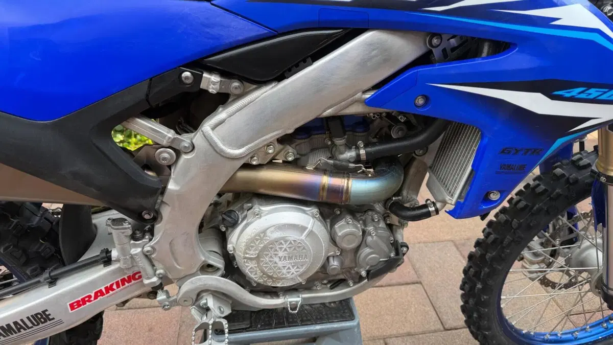 Yamaha YZ 450 F (2026)  (3)