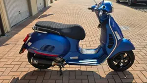 Vespa GTS 300 Hpe (2021 - 22)  (3)